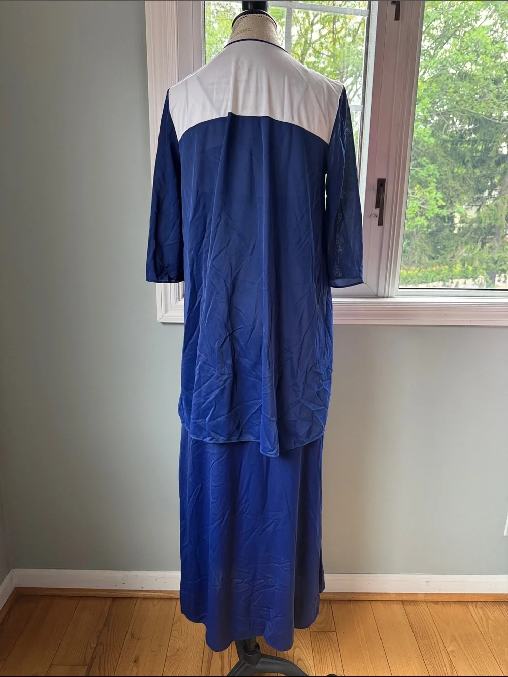 Lorraine vintage red white blue gown & bed jacket‎ set EUC XS/S